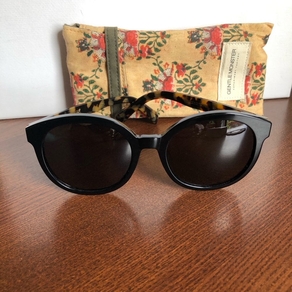 NEW Gentle Monster Roman Holiday Sunglasses